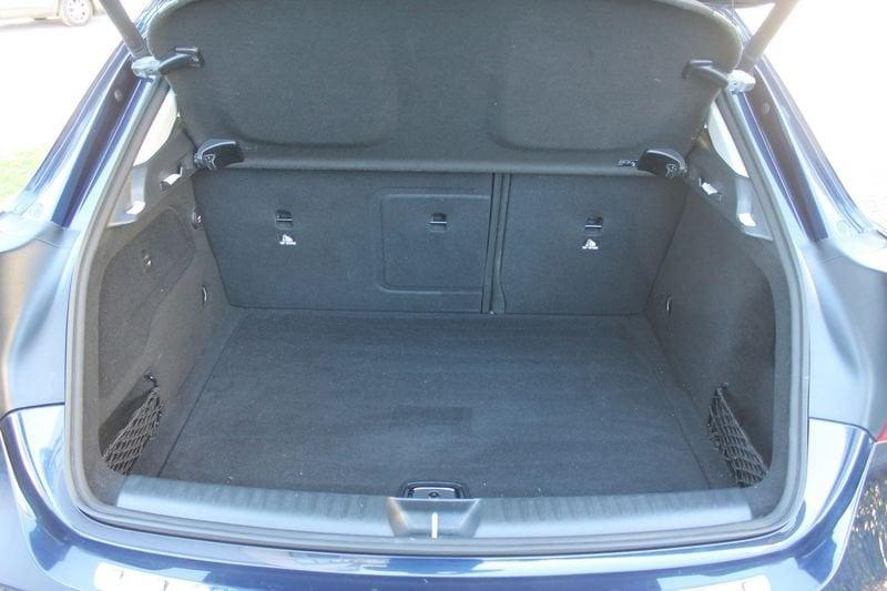 Mercedes-Benz GLA 200 d Automatic 4MATIC Sport