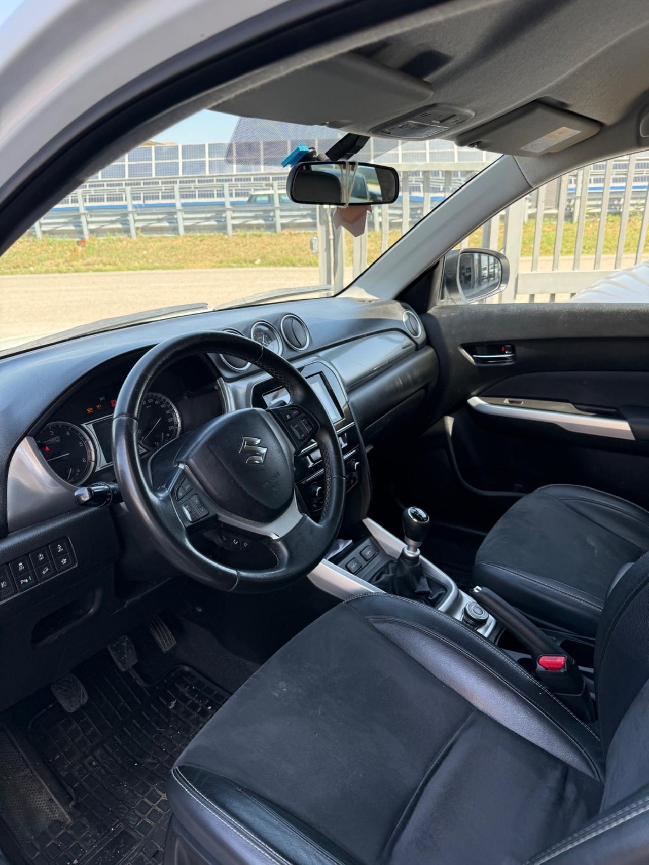 Suzuki Vitara 1.6 DDiS V-Top