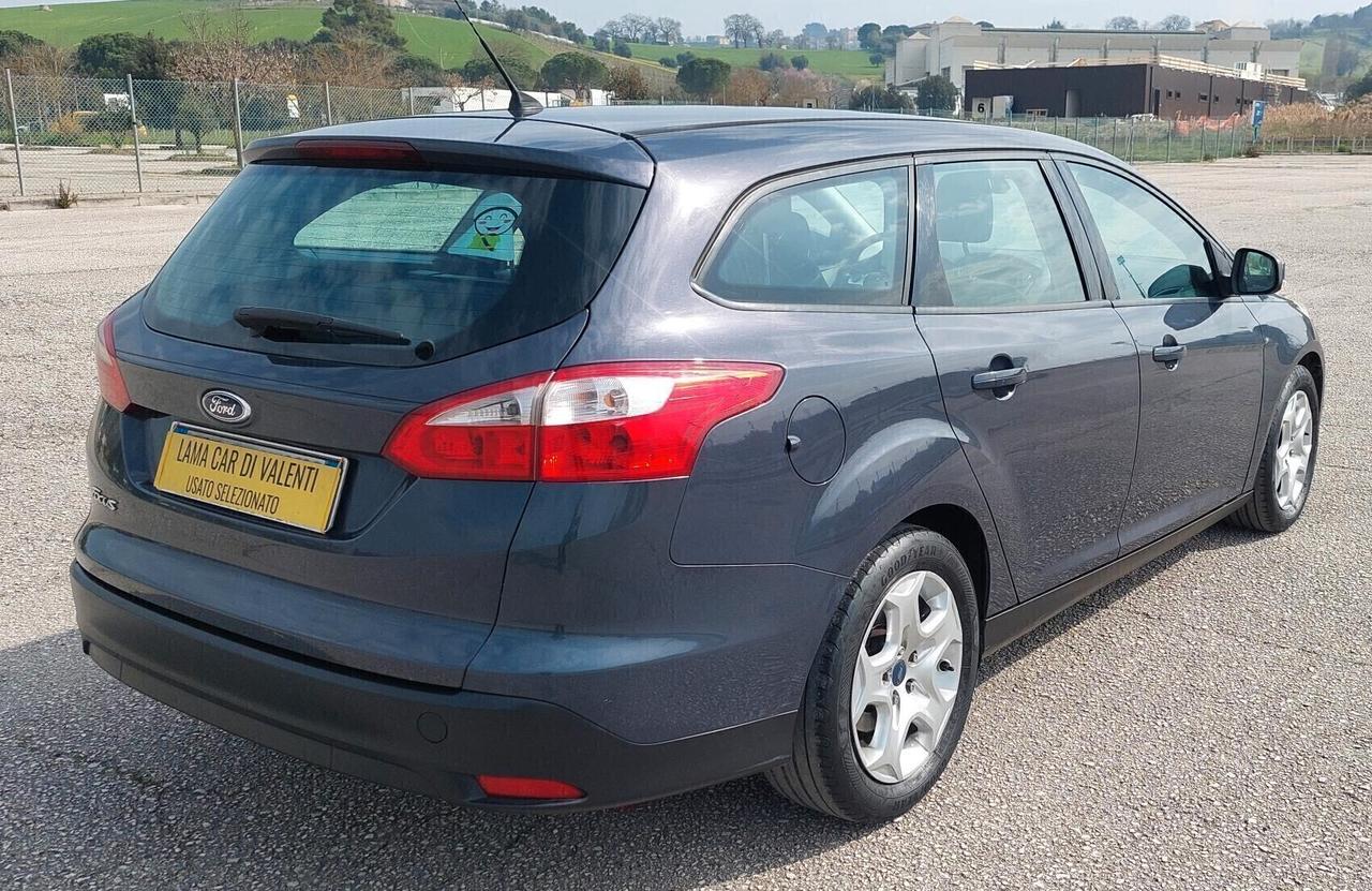 FORD FOCUS 1.6 - POCHI CHILOMETRI-CONSUMI RIDOTTI