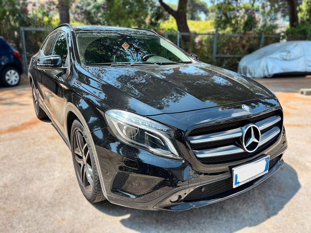 MERCEDES-BENZ GLA 180 d Automatic Premium - 2016