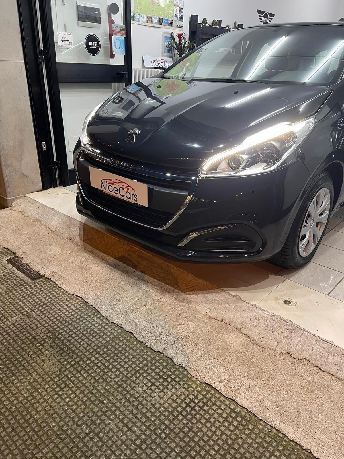 Peugeot 208 PureTech 68 5 porte Active