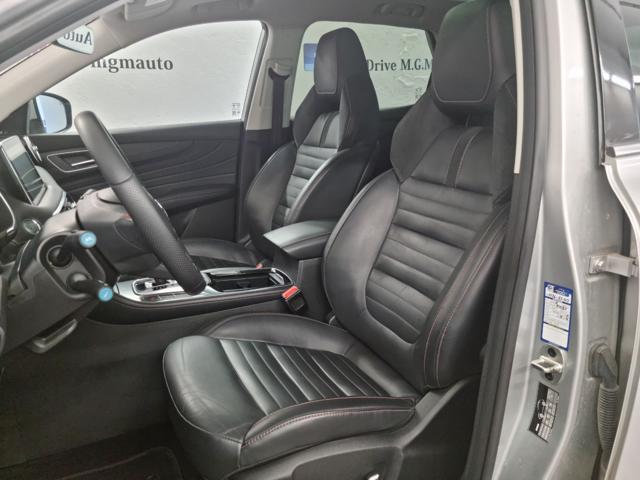 MG EHS Plug-in Hybrid Luxury