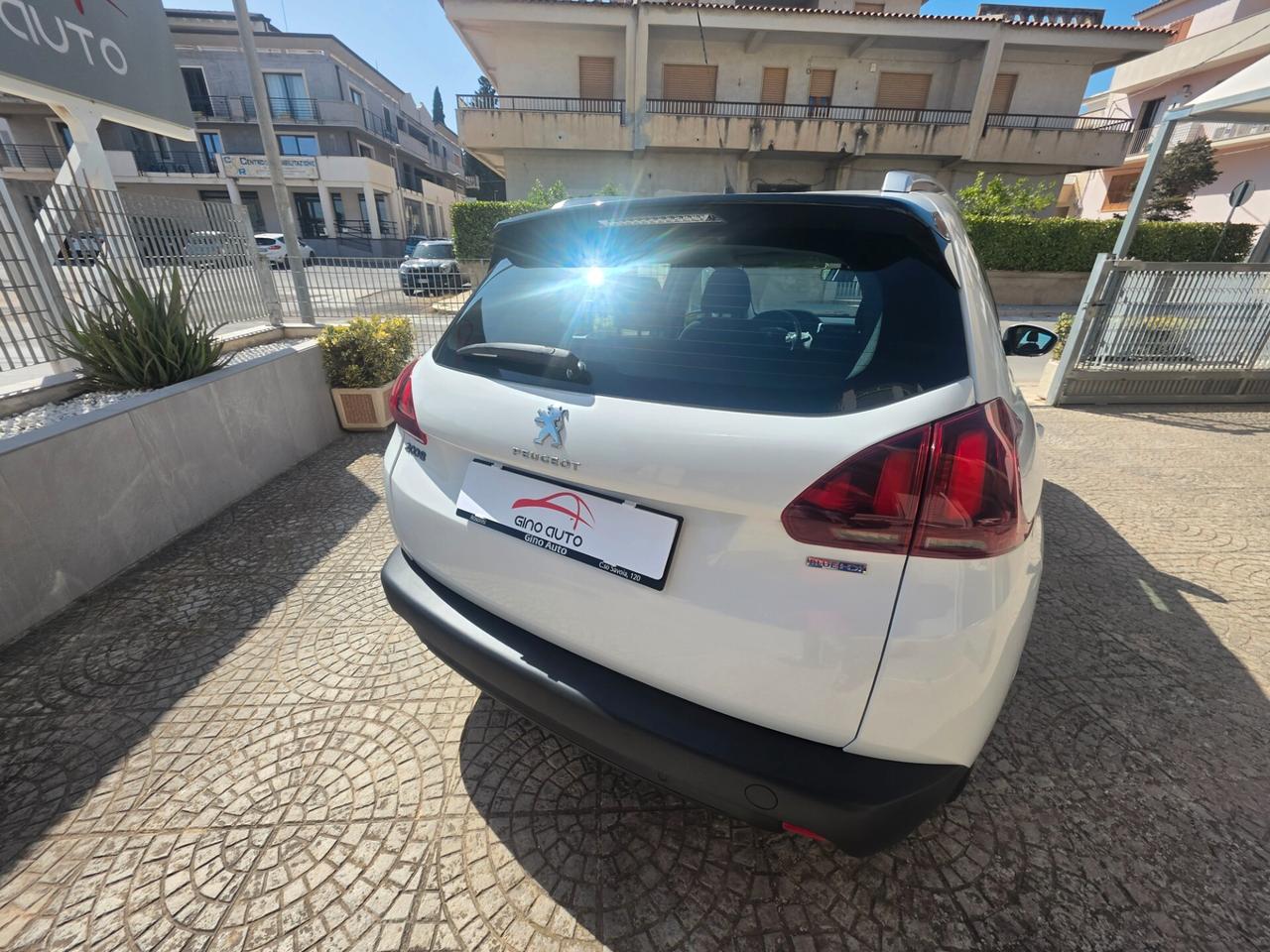 Peugeot 2008 BlueHDi 100 Active