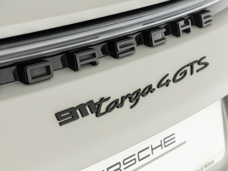 Porsche 911 targa 3.0 4 gts auto APPROVED 12 MESI