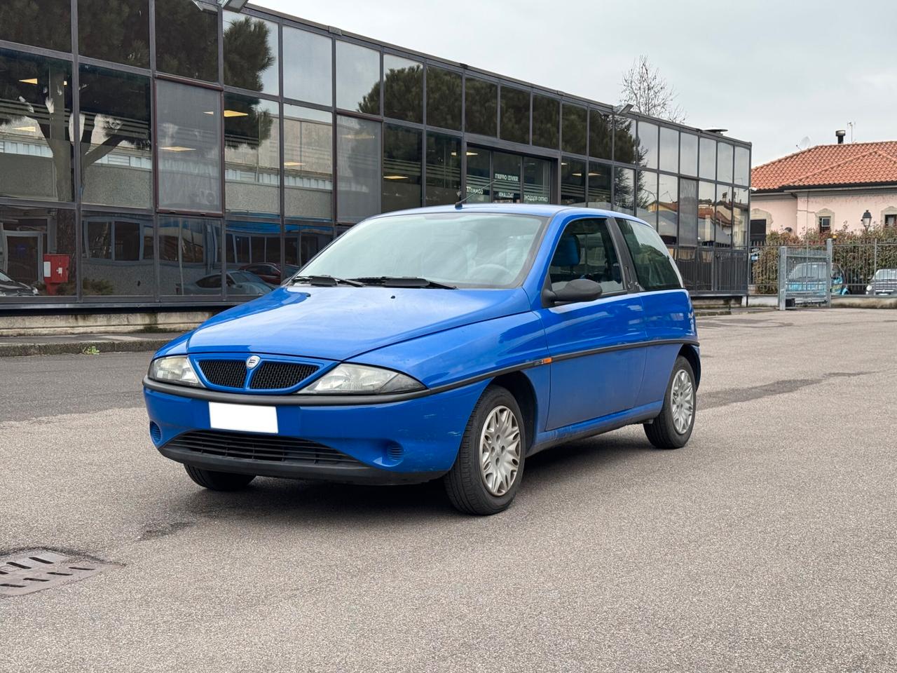 Lancia Y 1.2i 16V cat LE | NEOPATENTATI