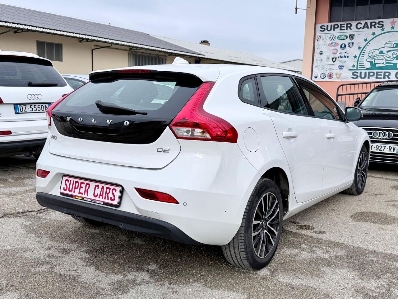 Volvo V40 D2 Inscription 2.0DIESEL 120CV EURO6