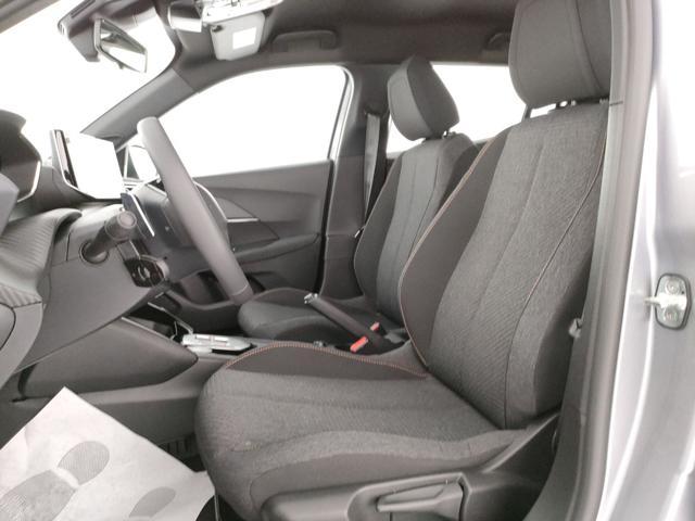 PEUGEOT 2008 Hybrid 145 e-DCS6 Style