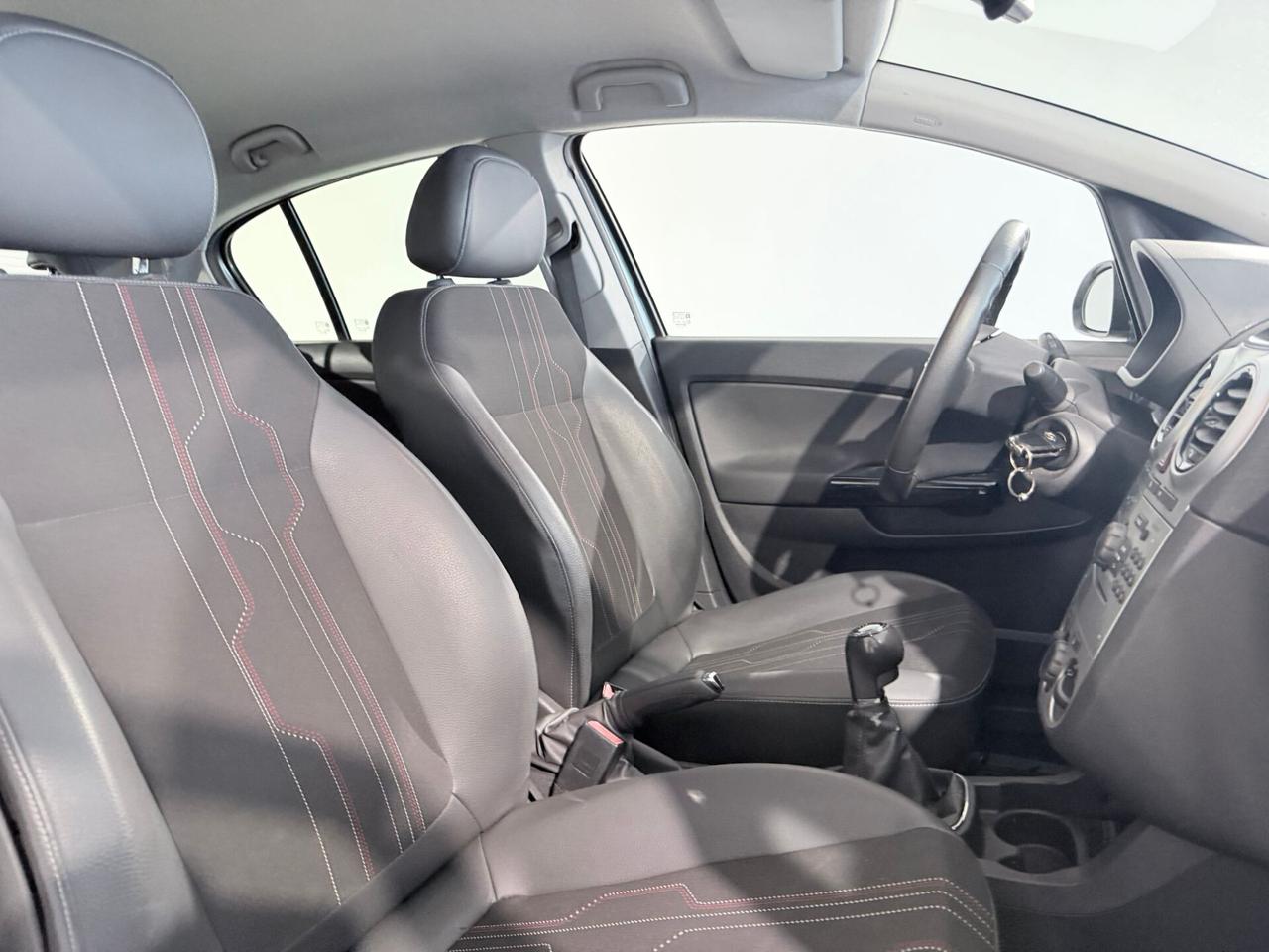 OPEL CORSA 2012 GPL CASA MADRE X NEOPATENTATI