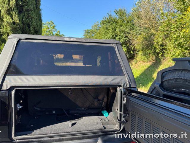 JEEP Wrangler Sahara Soft-Hard Top