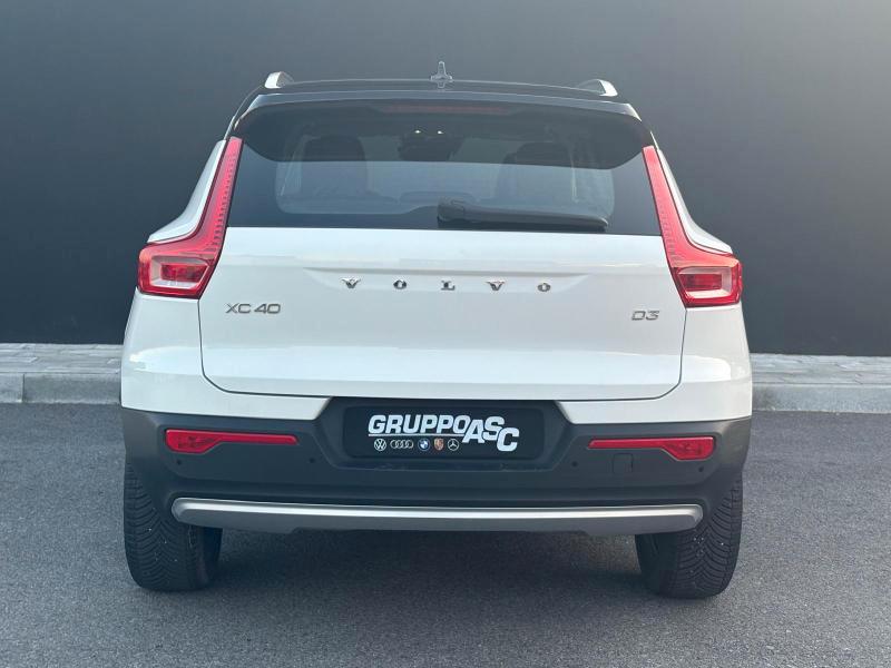 Volvo XC40 2.0 d3 150 CV Momentum my20 2WD