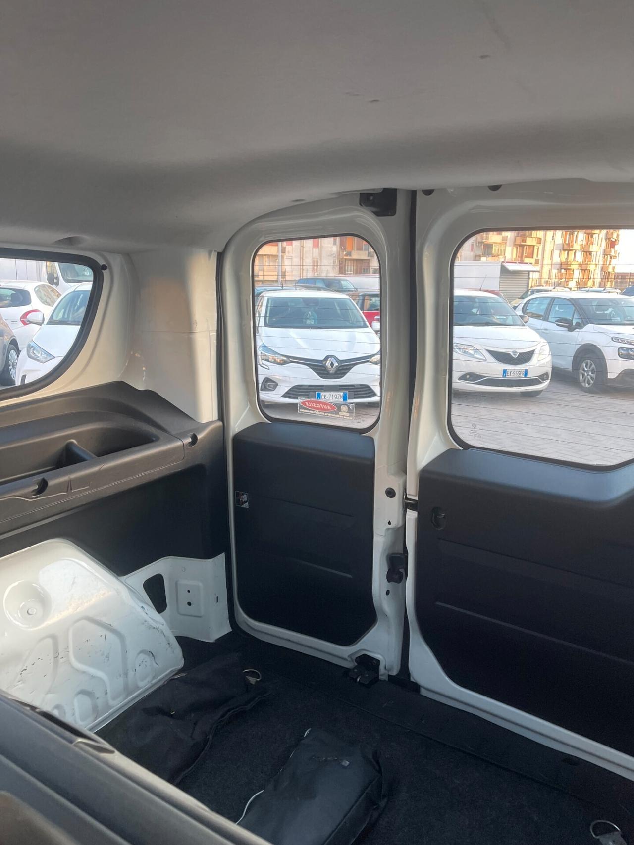 Fiat Doblò Maxi 5 posti 1.6 MJT 120CV Lounge