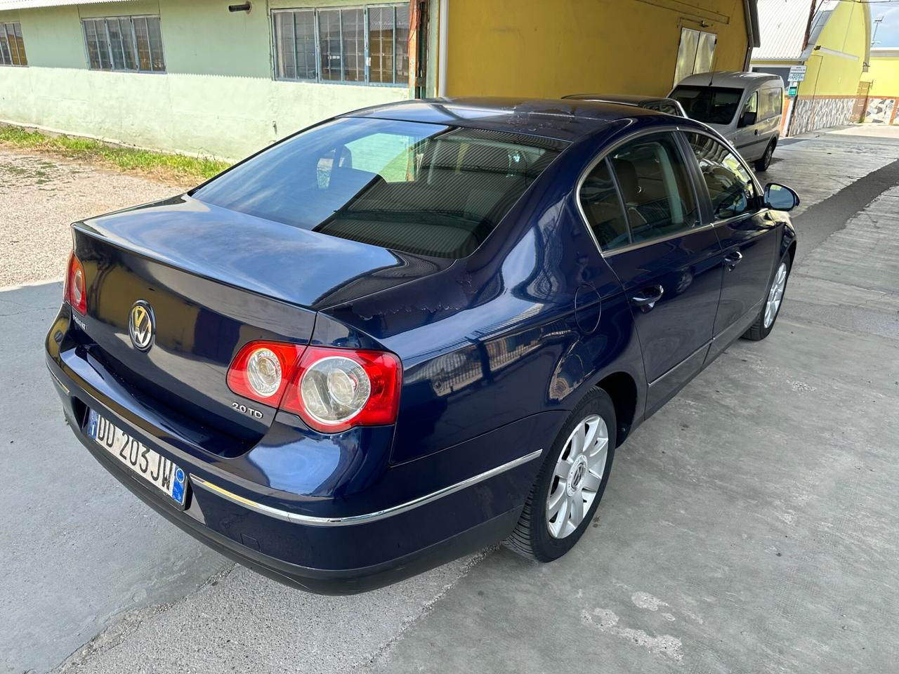 Volkswagen Passat 2.0 TDI Berlina - 2006