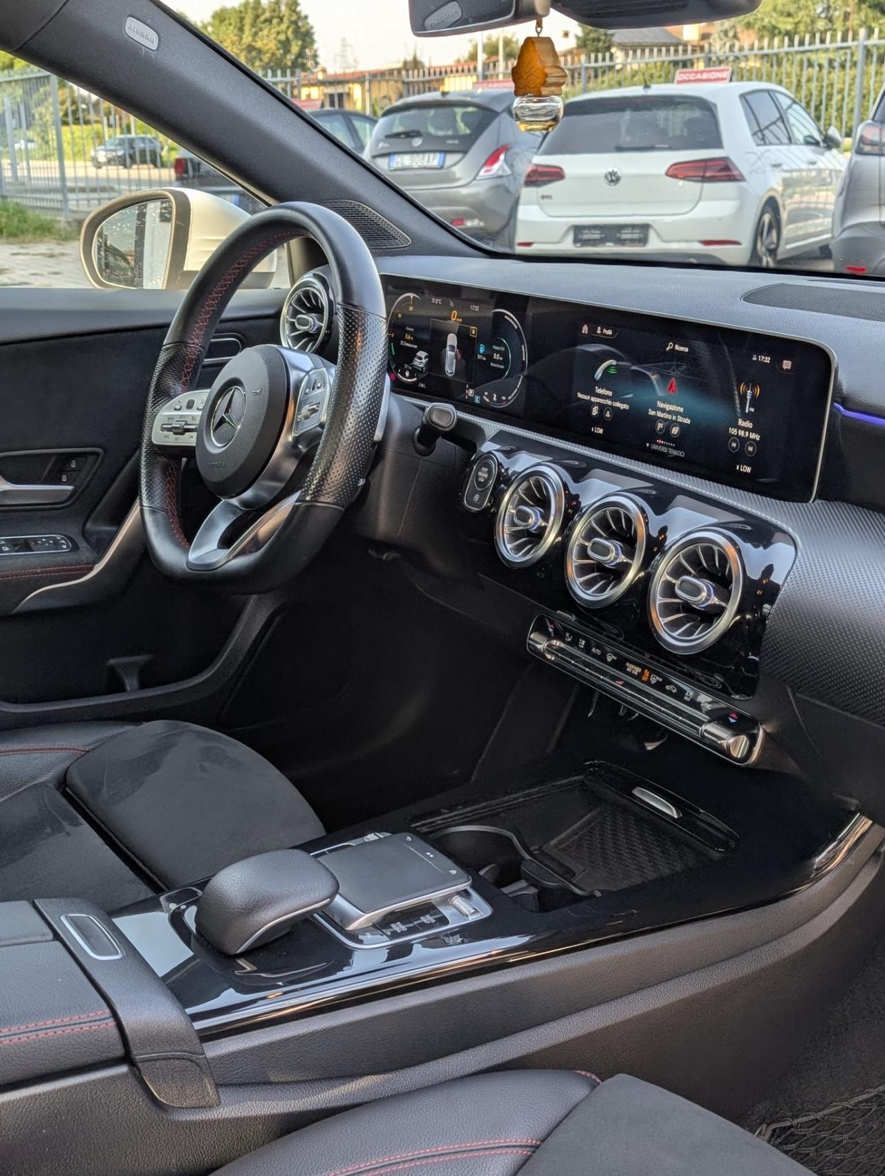 Mercedes-benz A 200 Automatic Premium