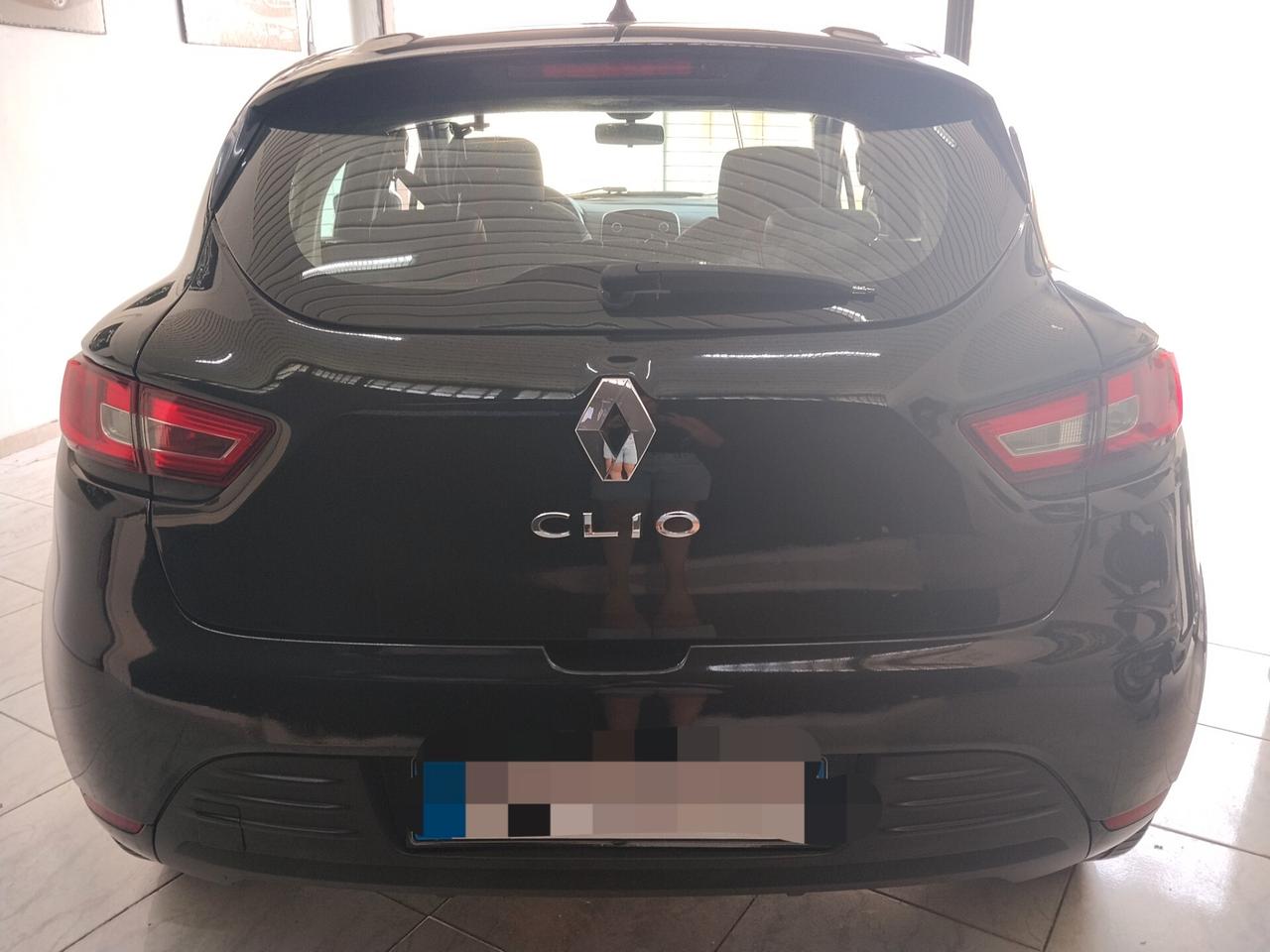 Renault Clio 1.5 diesel 2018 CON GARANZIA