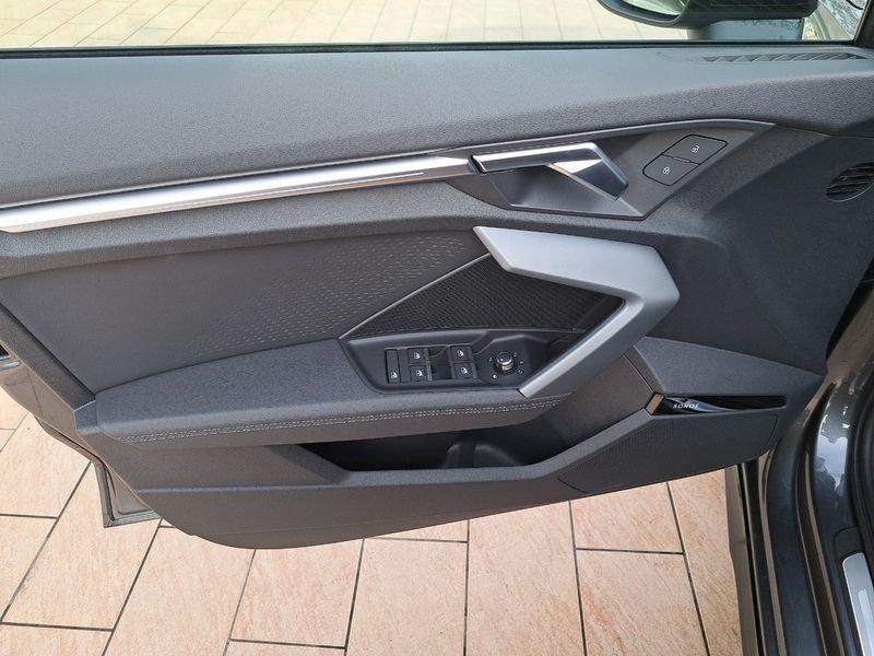 Audi A3 A3 SPB 35 TDI S tronic Identity Black