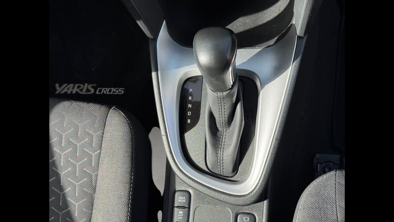 TOYOTA Yaris Cross 2021 - Yaris Cross 1.5h Trend fwd 116cv e-cvt
