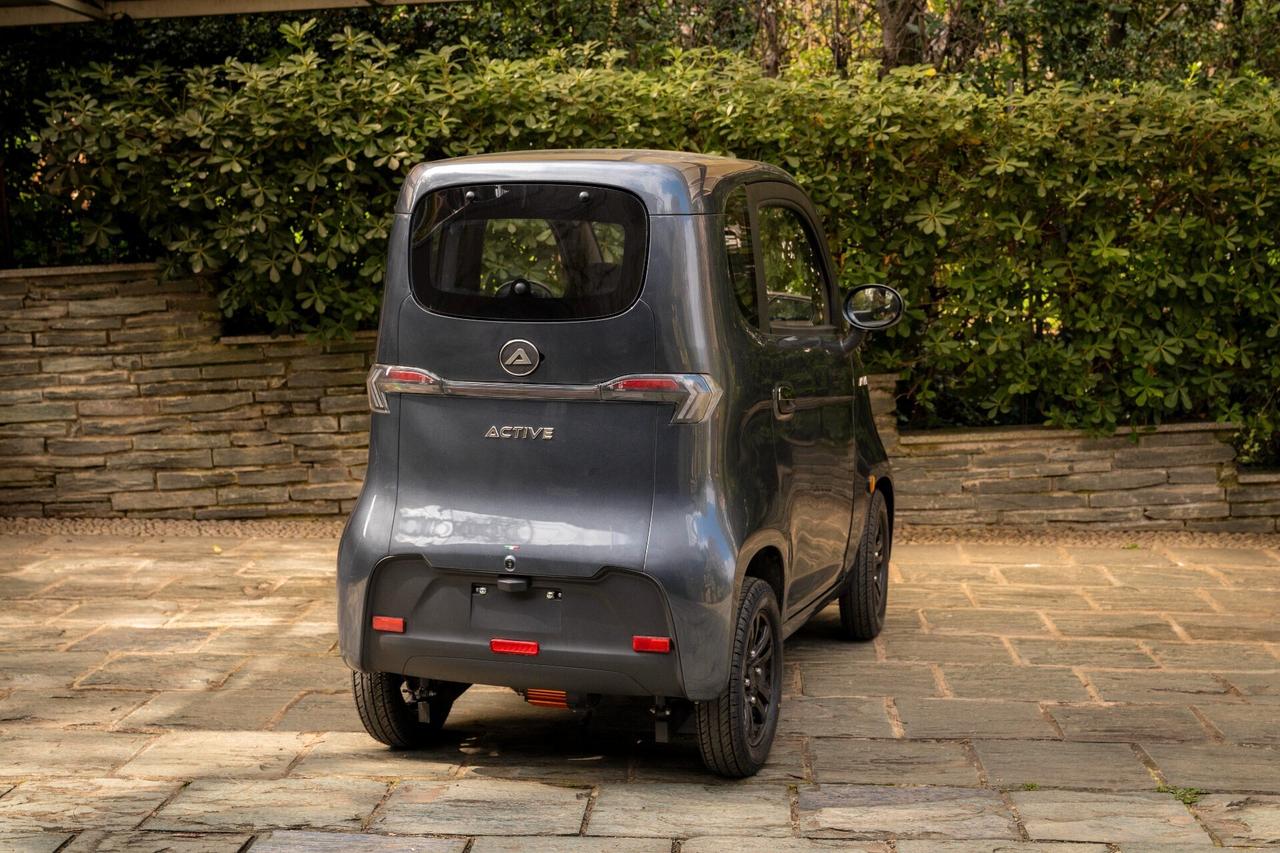 CabinACTIVE | Veicolo elettrico senza patente