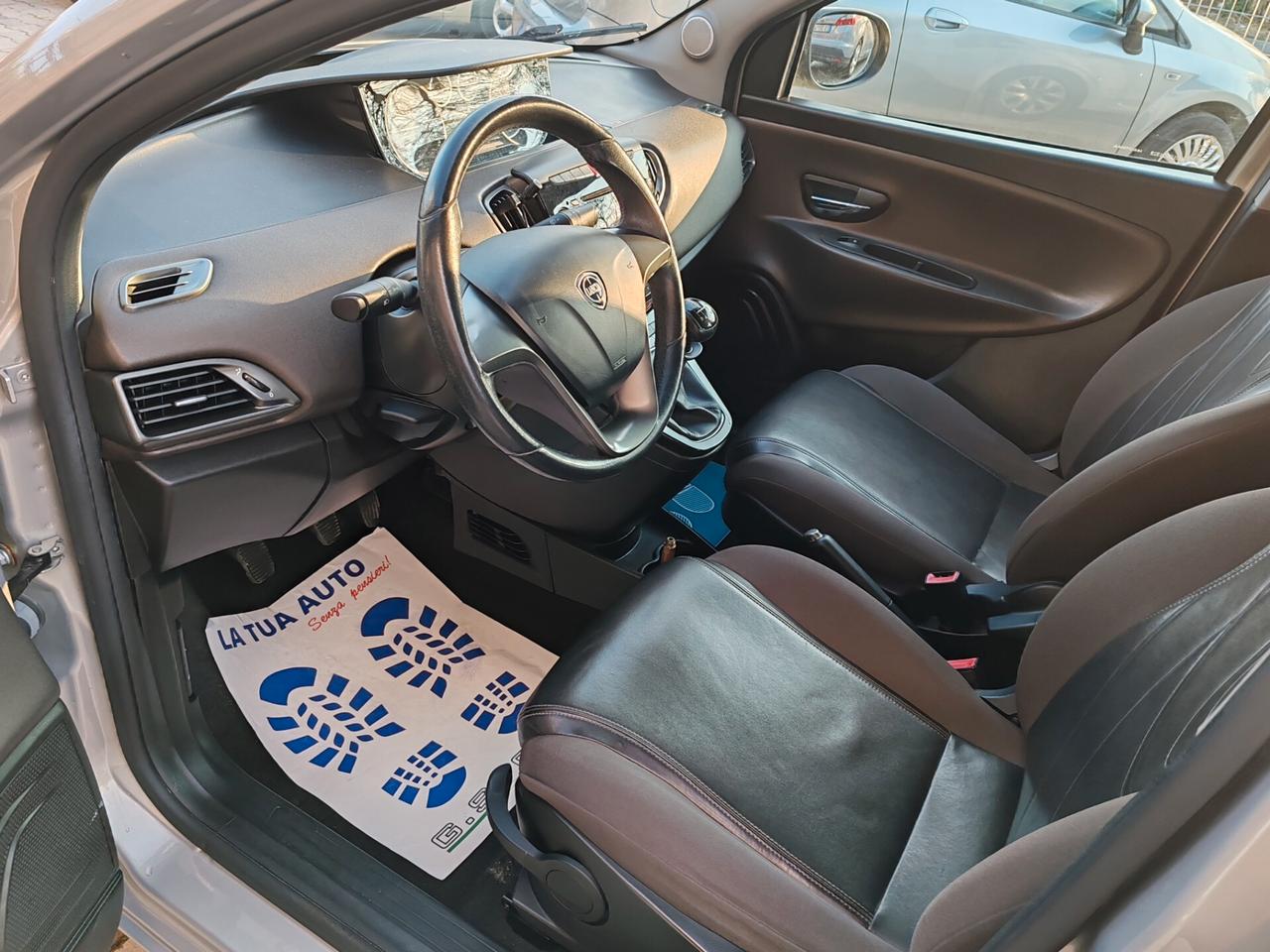 Lancia Ypsilon 1.2 BENZINA GPL