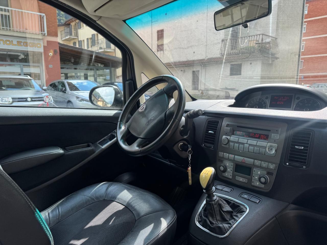 Lancia MUSA 1.4 8V Ecochic (GPL)- CINGHIA GIA' SOSTITUITA - GOMME NUOVE