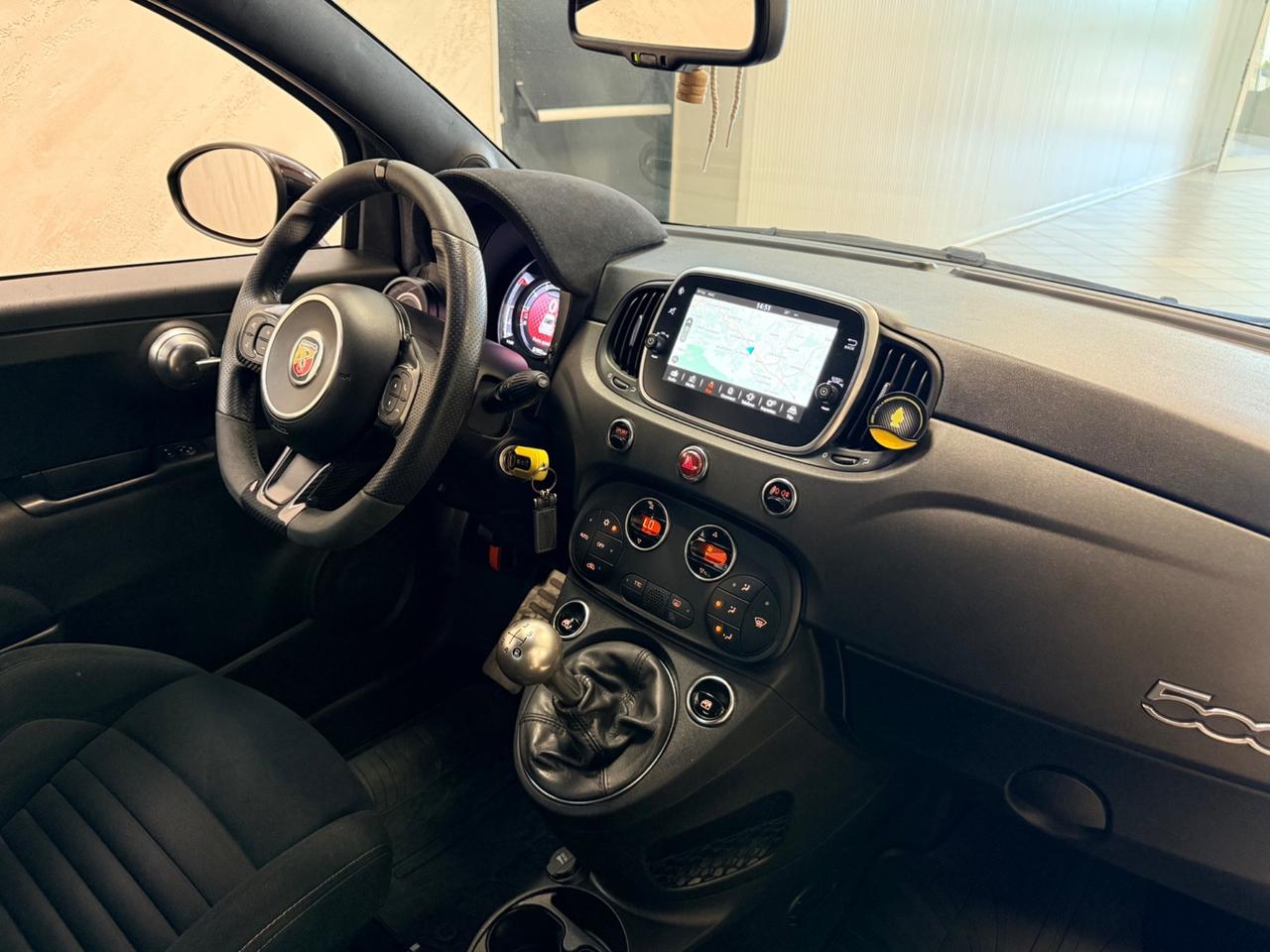 Abarth 595 1.4 Turbo T-Jet 180 CV Competizione