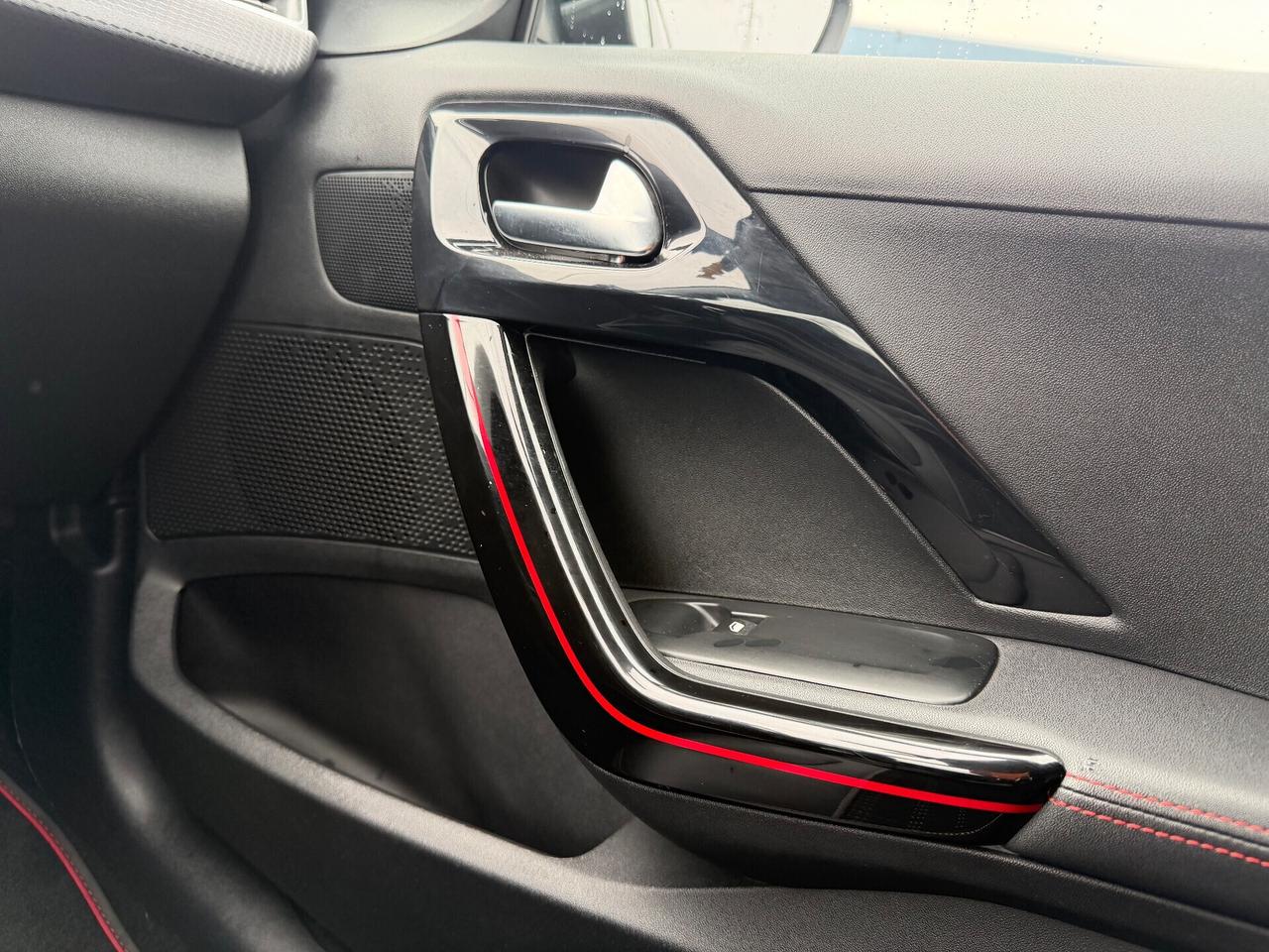 Peugeot 2008 1.5 HDi 100 GT Line