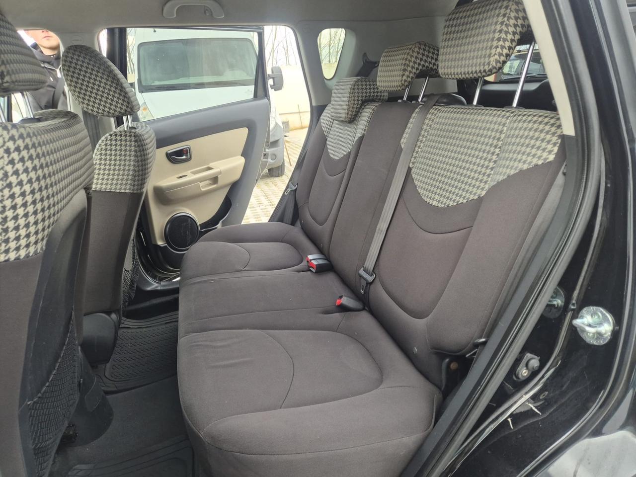 Kia Soul 1.6 CRDi VGT Active