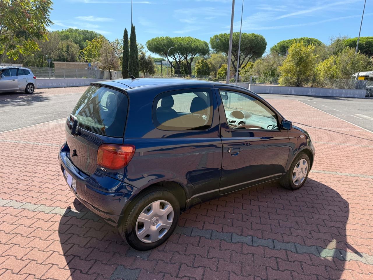 Toyota Yaris 1.0i 16V 5p *67.000km*