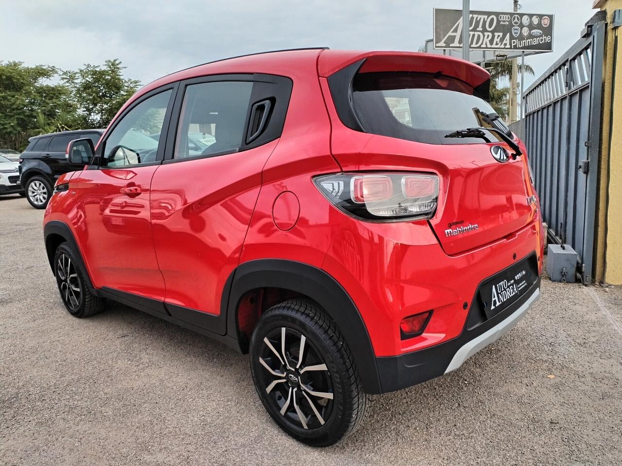 Mahindra kuv 1.2 Km19000 navig led cerchi 2020