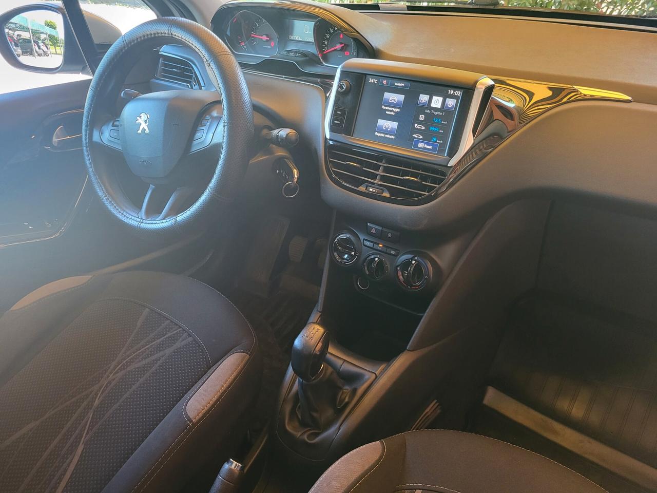 Peugeot 208 1.2 VTi 82 CV 5 porte Allure