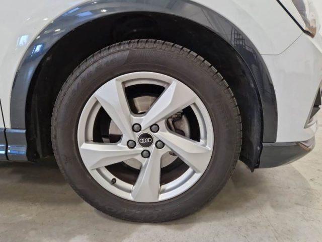 AUDI Q3 35 TDI S tronic Business Advanced