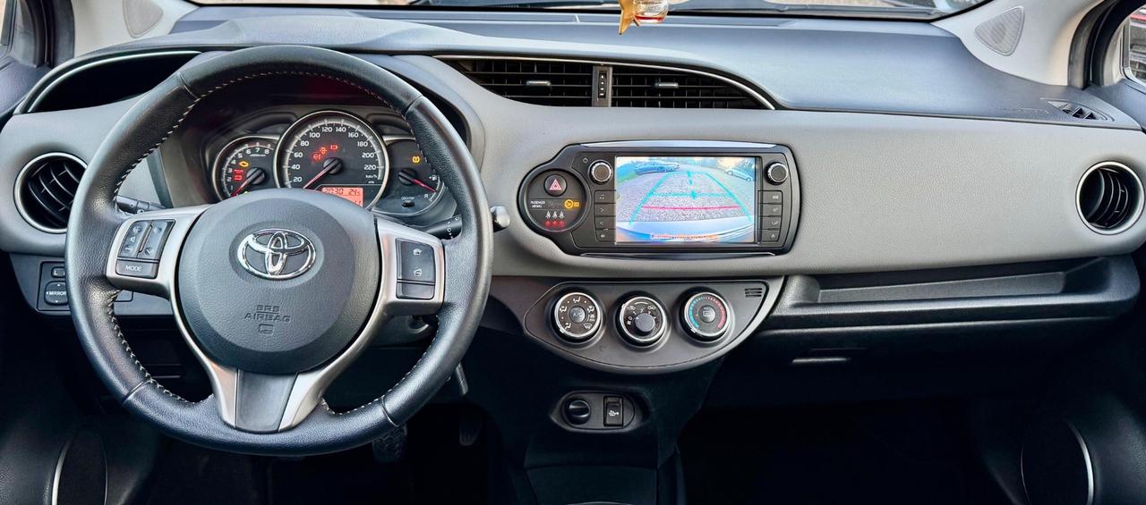 Toyota Yaris 1.0 5 porte Lounge
