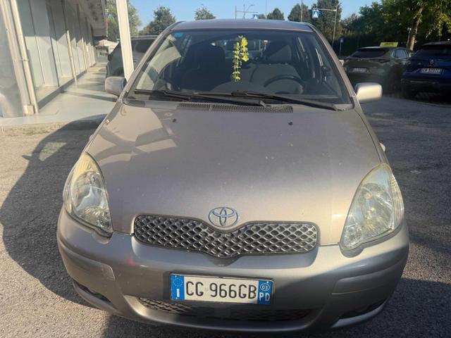 TOYOTA Yaris 1.3i 16V cat 5p Sol senza nessun lavoro da fare