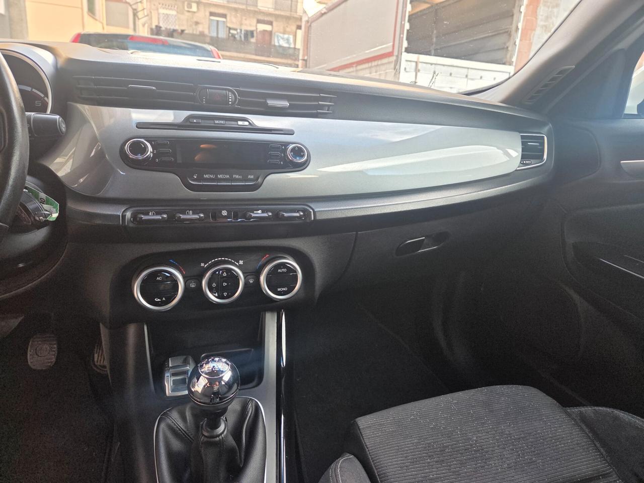 ALFA GIULIETTA 2.0 JTDM 140 CV ANNO 2012 KM CERT