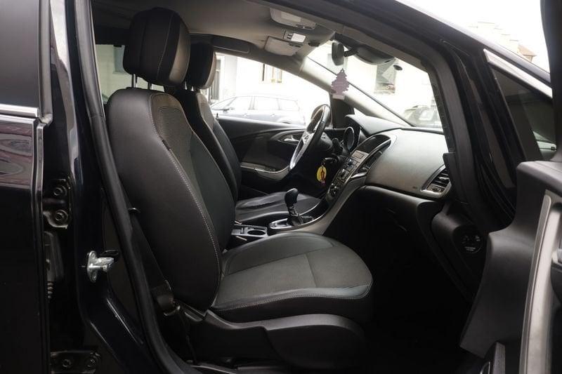 Opel Astra Opel Astra ST 1.4 Turbo Cosmo 140cv Active Select 103KW ANNO 2011