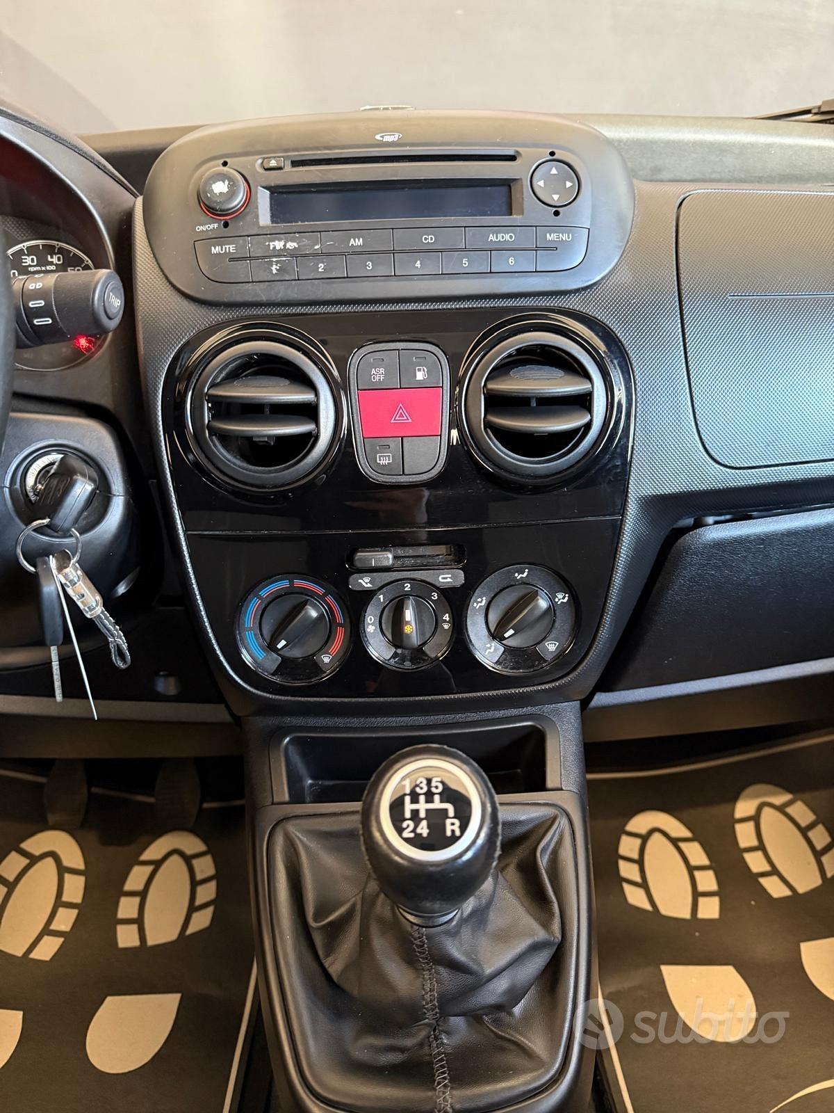 Fiat Qubo 1.4 8V 77 CV Active Natural Power