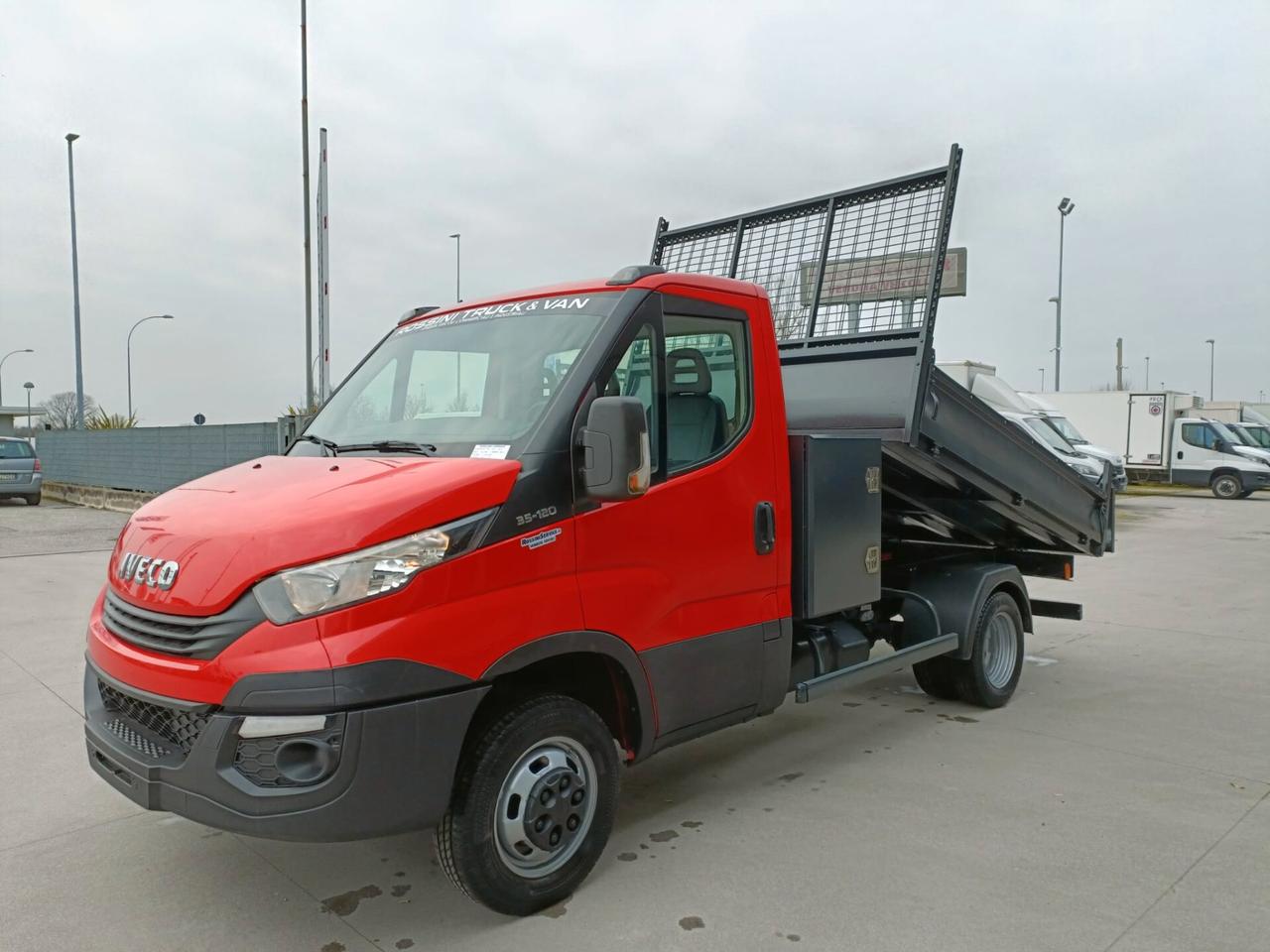 IVECO DAILY 35C12