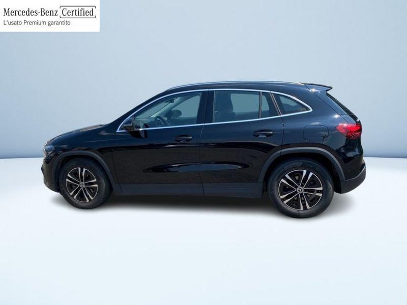 Mercedes-Benz GLA 180 D ADVANCED AUTO