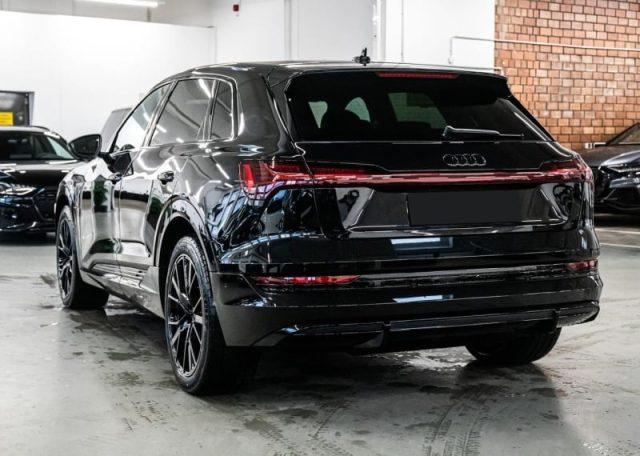 AUDI e-tron 55 quattro S line edition