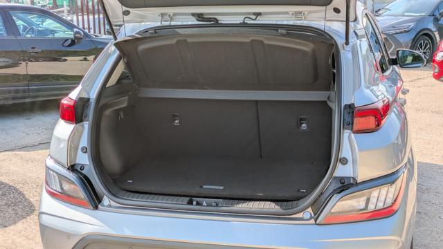 HYUNDAI Kona EV EXCLUSIVE 39KWH SPORT 136cv CAMBIO AL VOLANTE