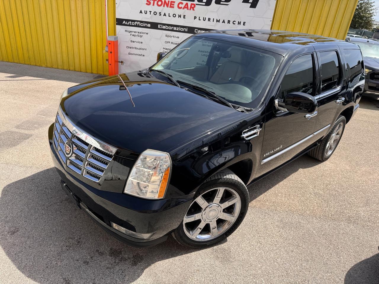 CADILLAC ESCALADE 6.2 V8 * IMPIANTO GPL *GANCIO TRAINO 3000 KG * ALLESTIMENTO UNICO