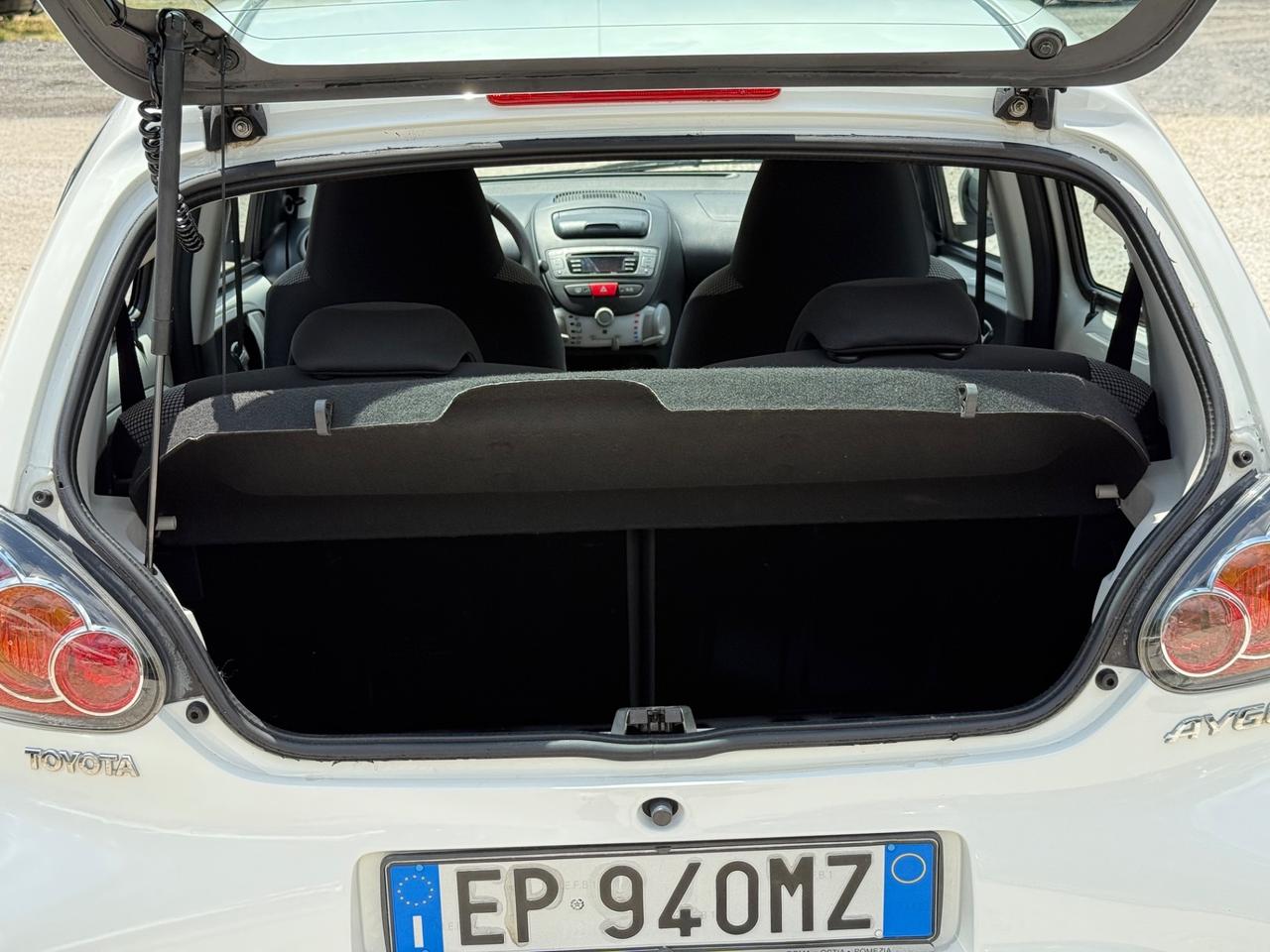 Toyota Aygo 1.0 12V VVT-i 5P Tobasco MMT