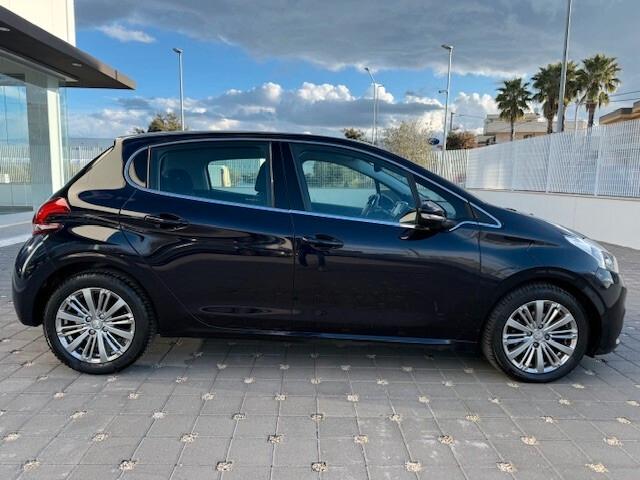 Peugeot 208 PureTech 82 5 porte Allure 2019