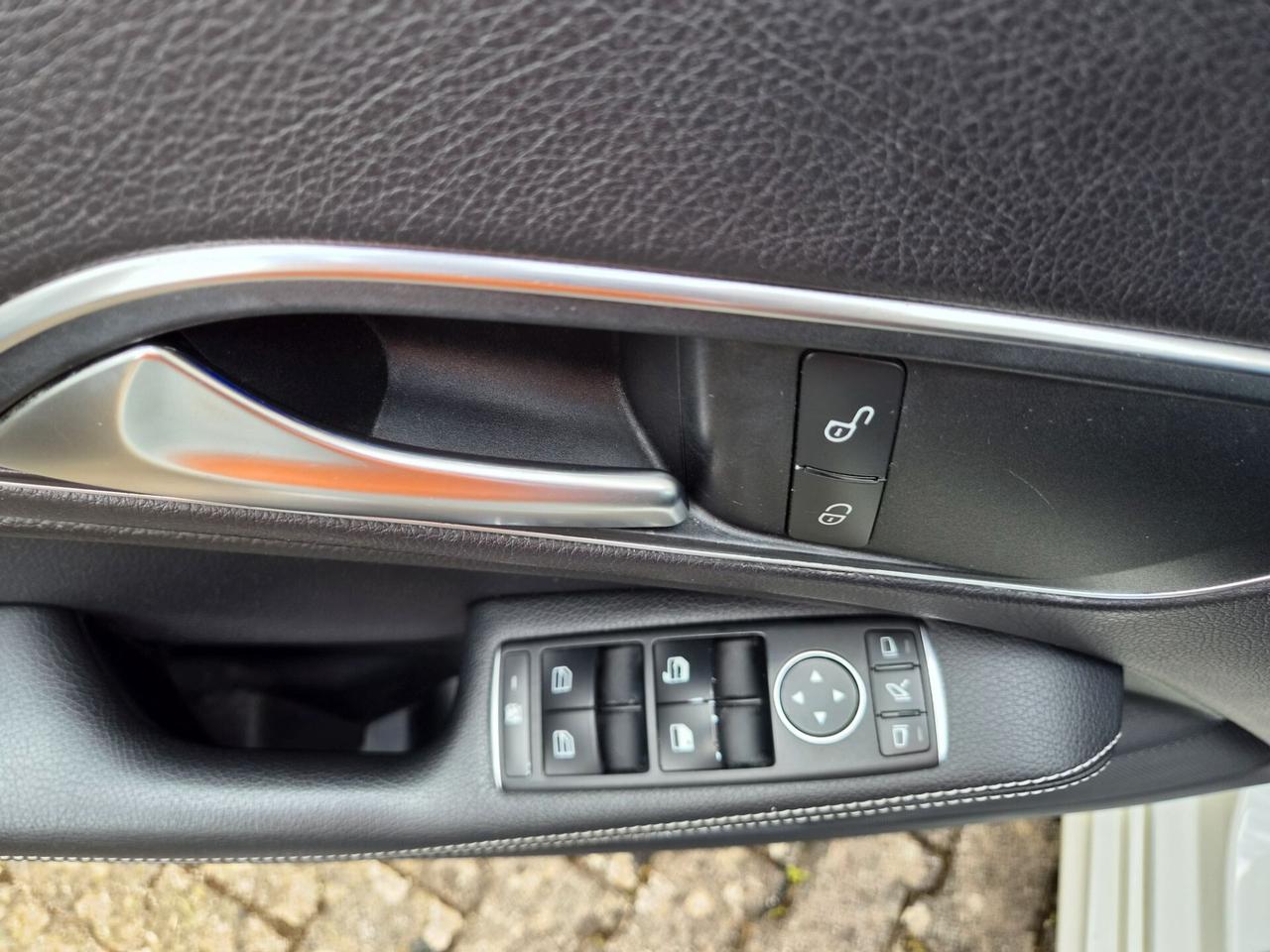 Mercedes-benz CLA 200 CDI Premium MANUALE