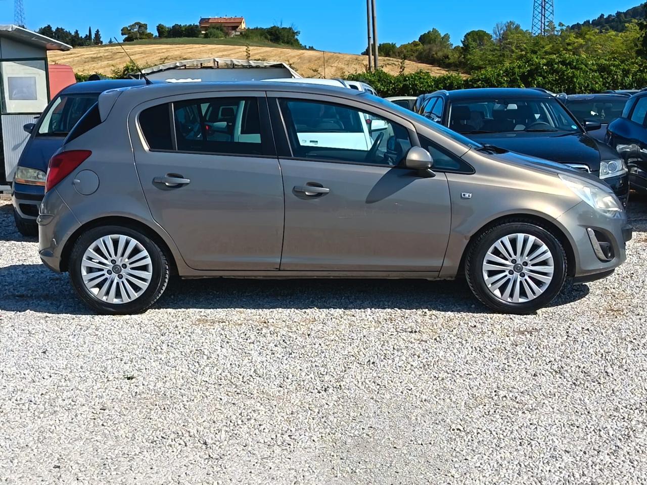 Opel Corsa 2013 1.2 5P IMPIANTO METANO 86CV NEOPATENTATI