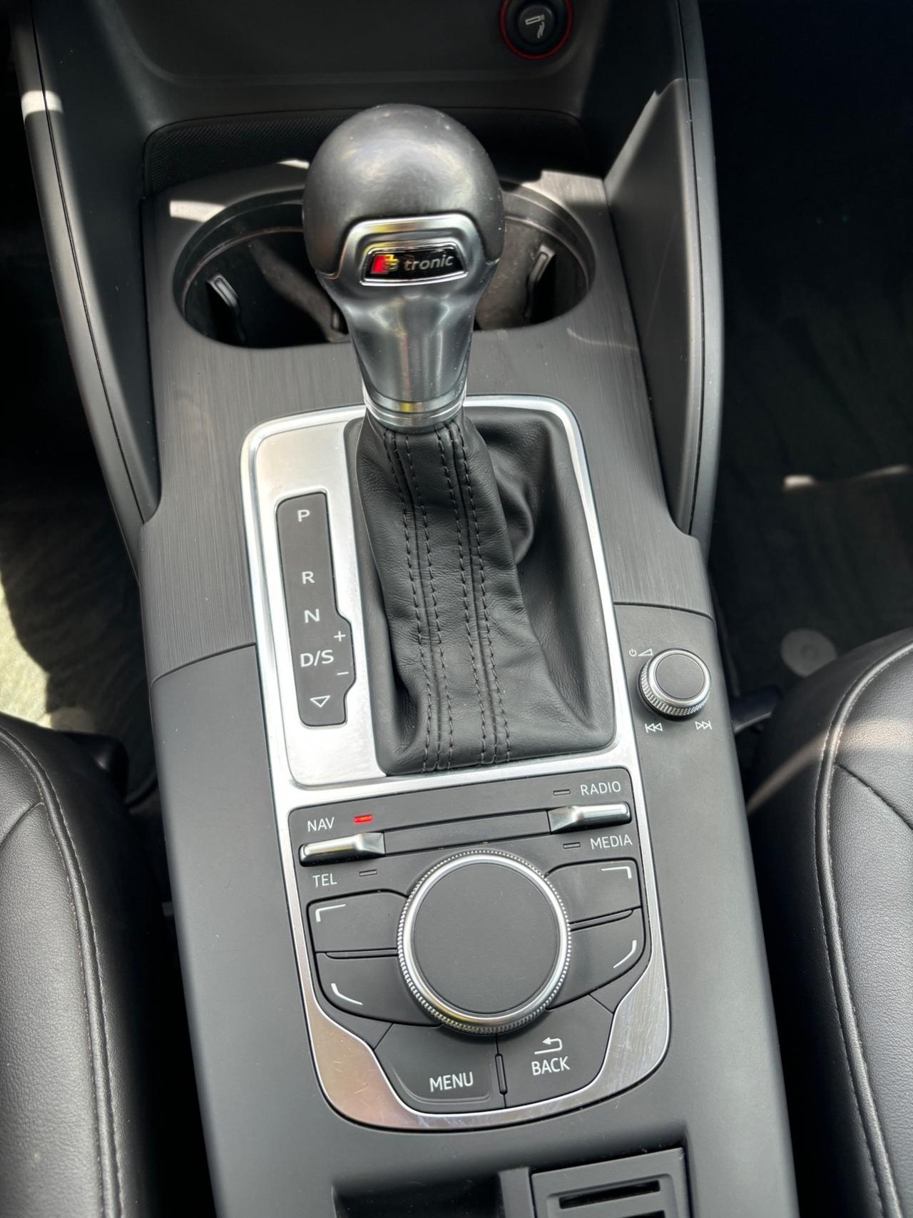 Audi A3 1.6 TDI clean diesel S tronic Ambition - 2014