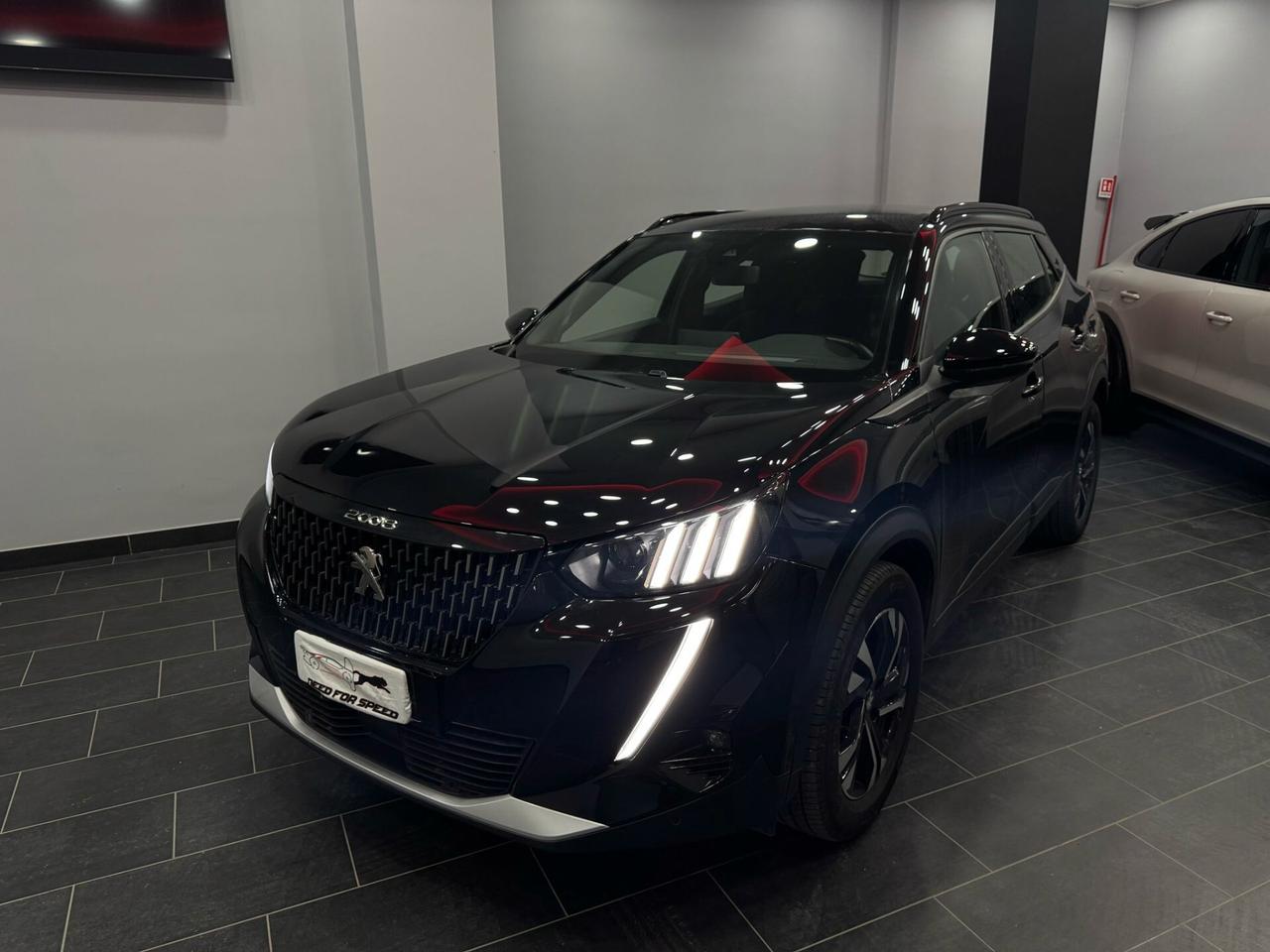 Peugeot 2008 PureTech 100 S&S Allure