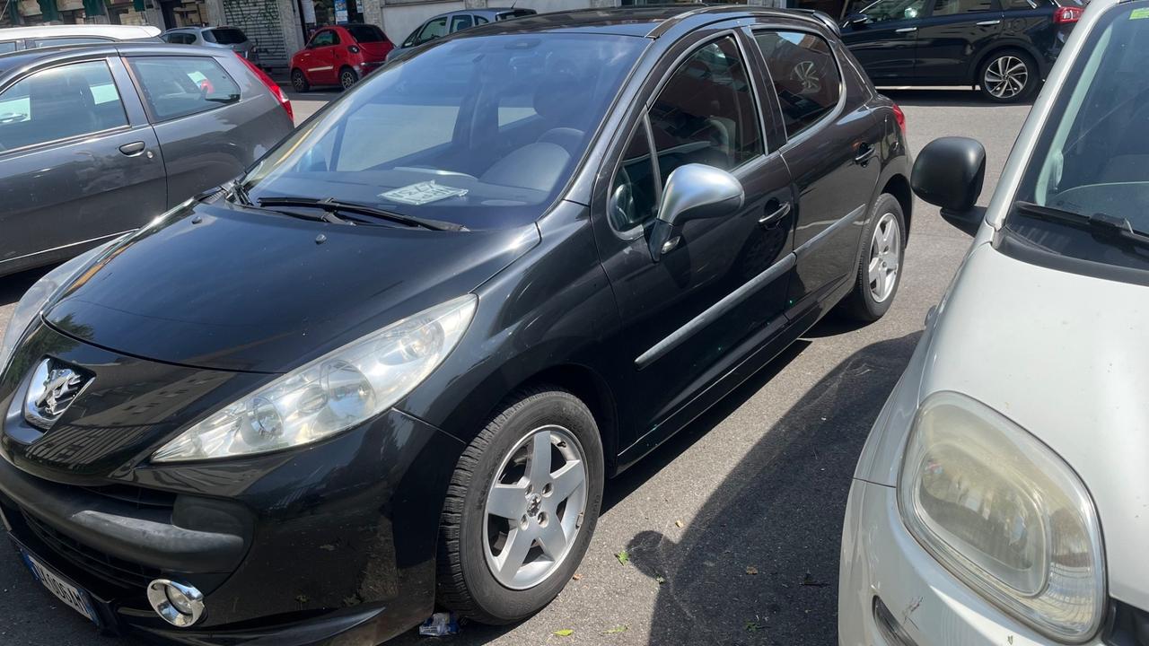 Peugeot 207 1.4 8V 75CV 5p. Energie Sport ECO GPL