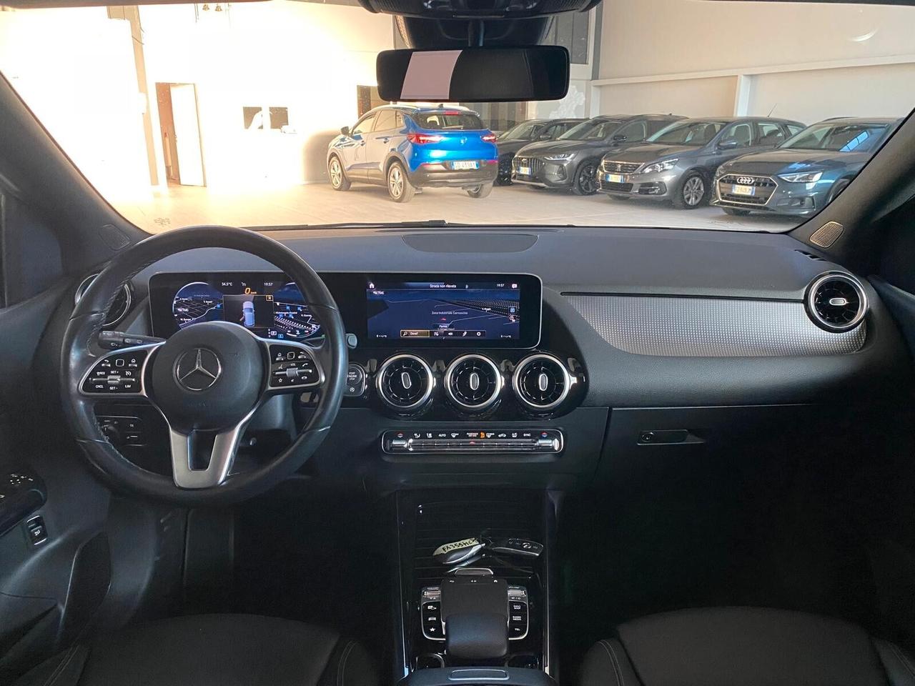 MERCEDES-BENZ CLASSE B 180D PREMIUM 116CV - PELLE, TETTO, VIRTUAL COCKPIT, NEOPATENTATI