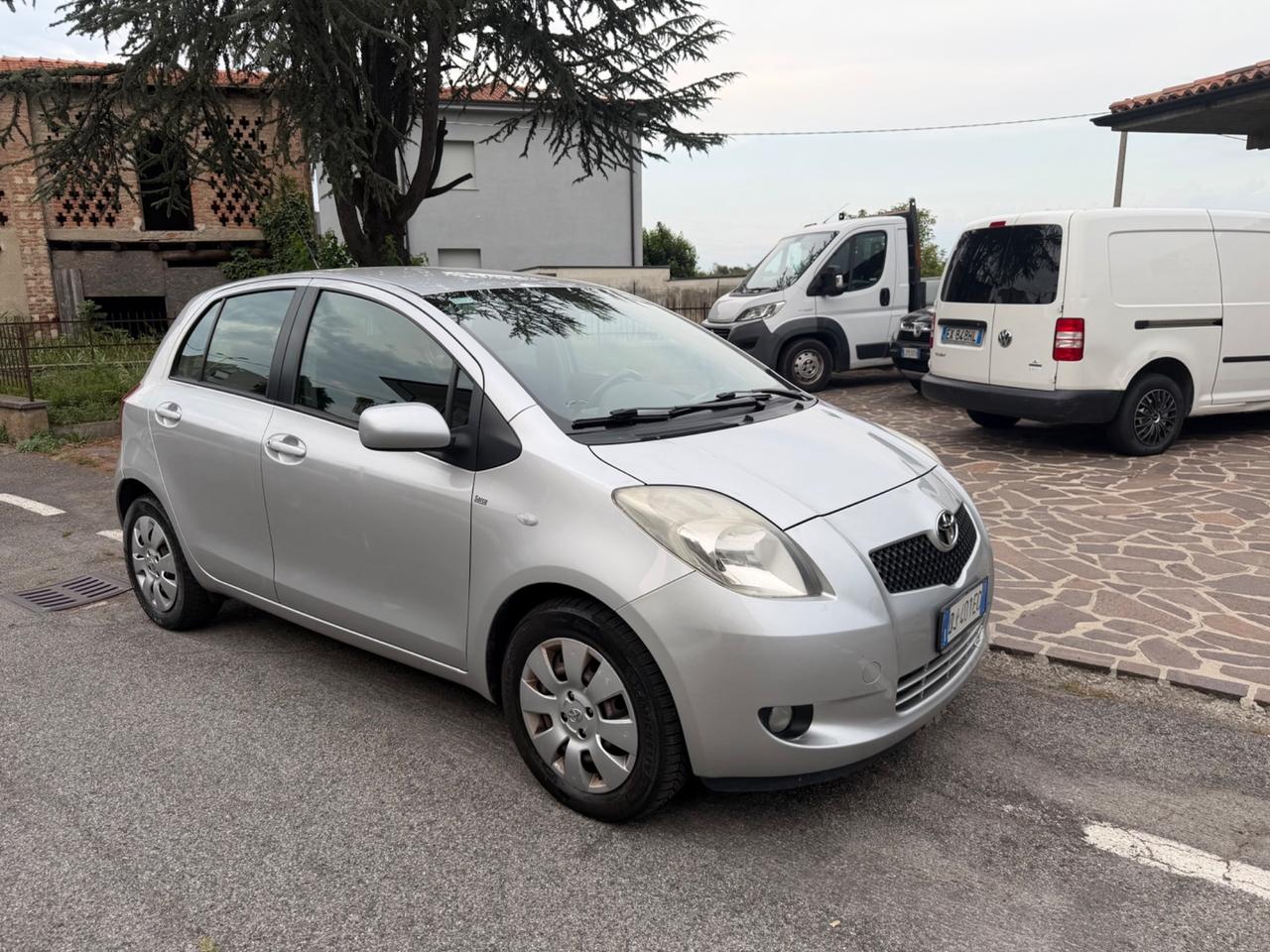 Toyota Yaris 1.3 5 porte M-MT Sol