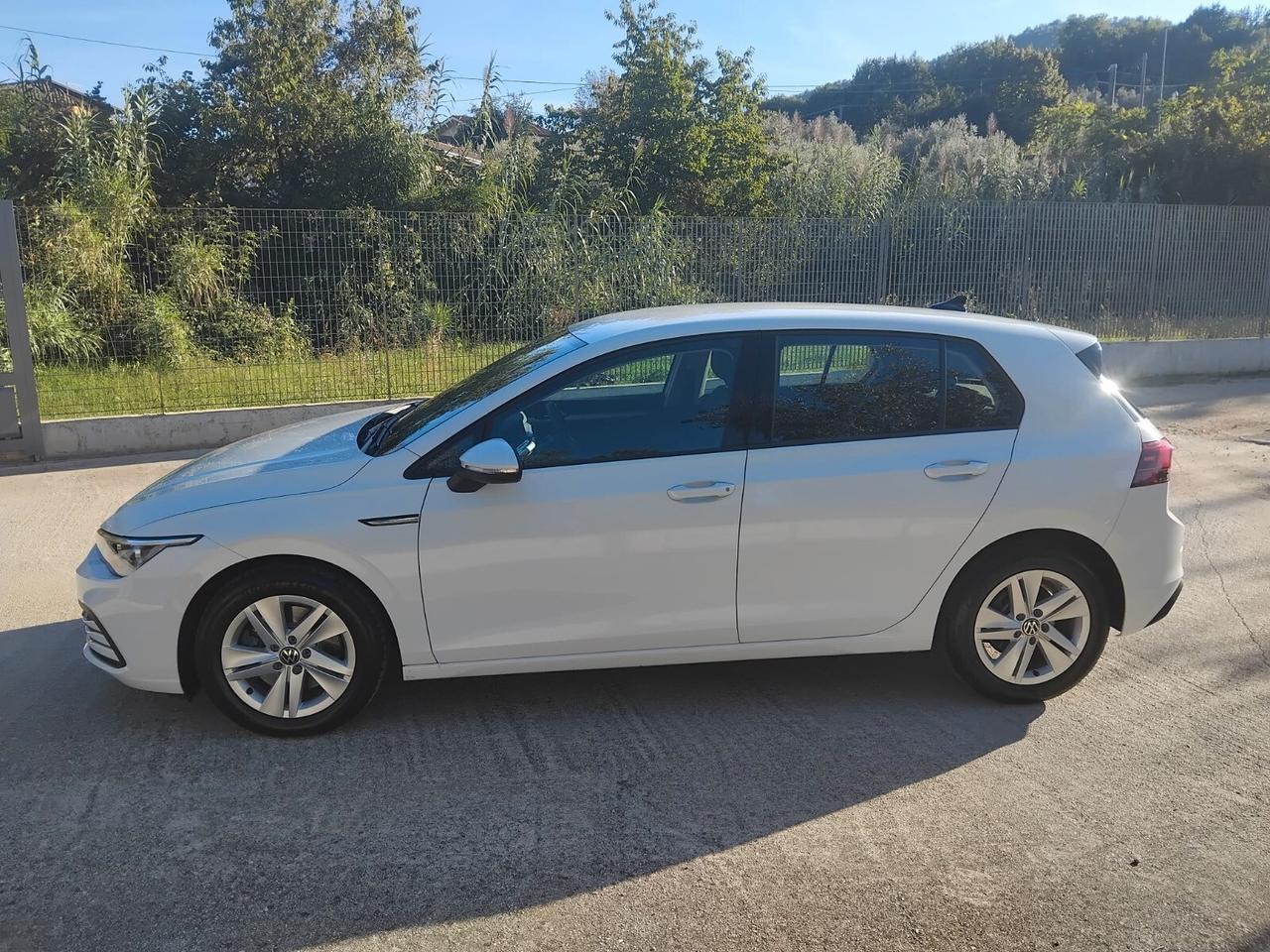 Volkswagen Golf 2.0 TDI Style -TUA SENZA VINCOLI-